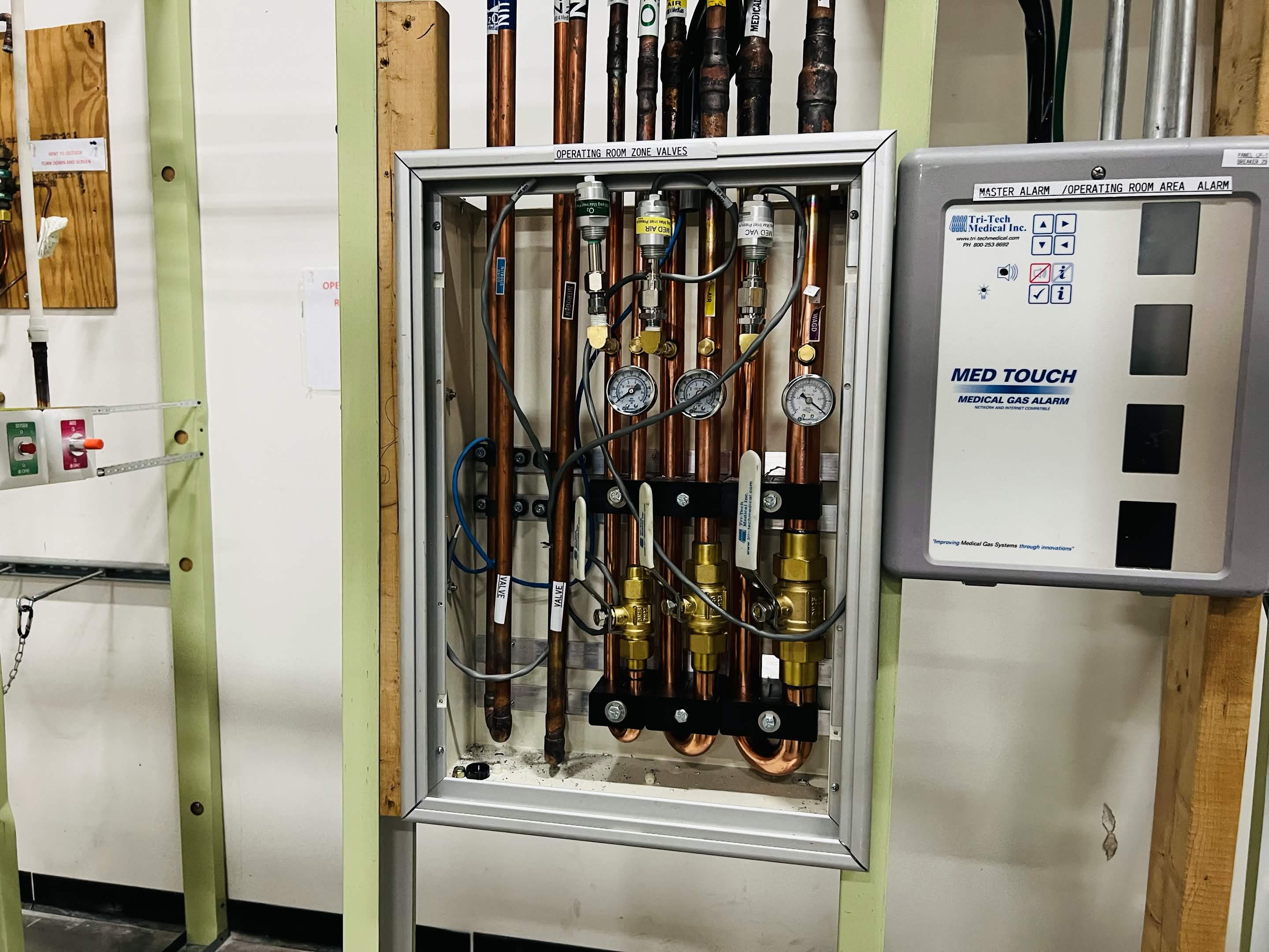 Medical gas trainer control unit